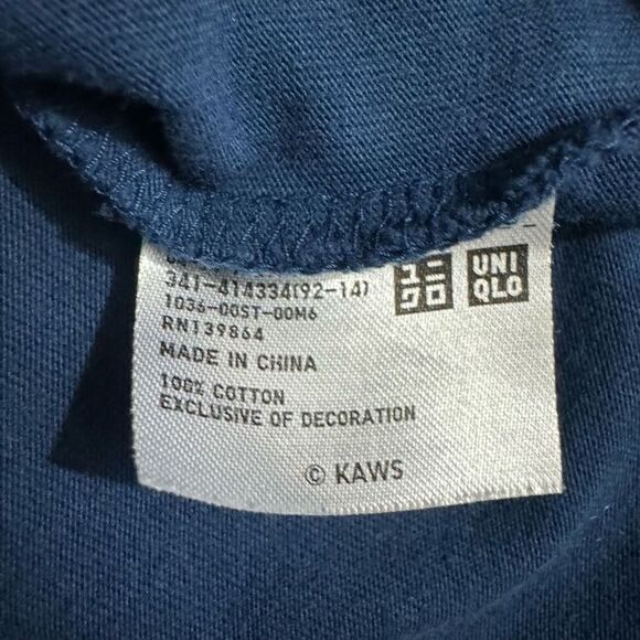 Uniqlo x KAWS Men's XS UT Blue Companion All Over Print Tee Shirt Streetwear Art - Picture 3 of 6